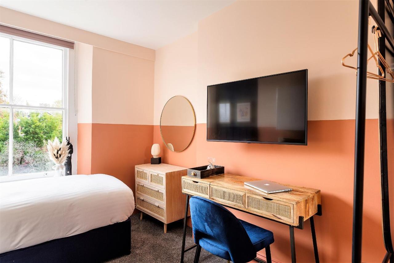Your I Clifton House Apartment *