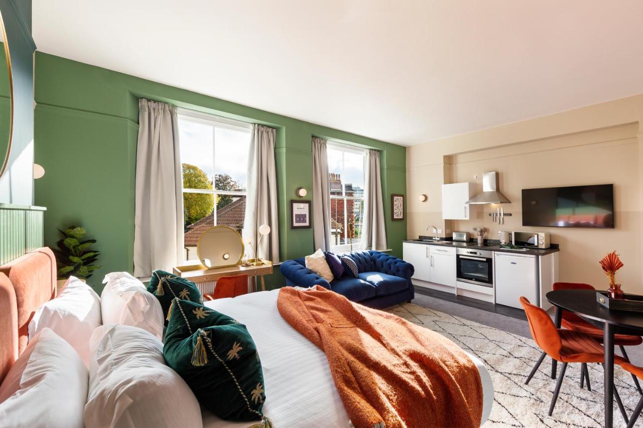 Your I Clifton House * Bristol